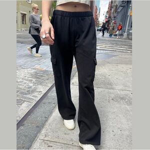 Brandy Melville Anastasia Cargo Sweatpants Black S/M
